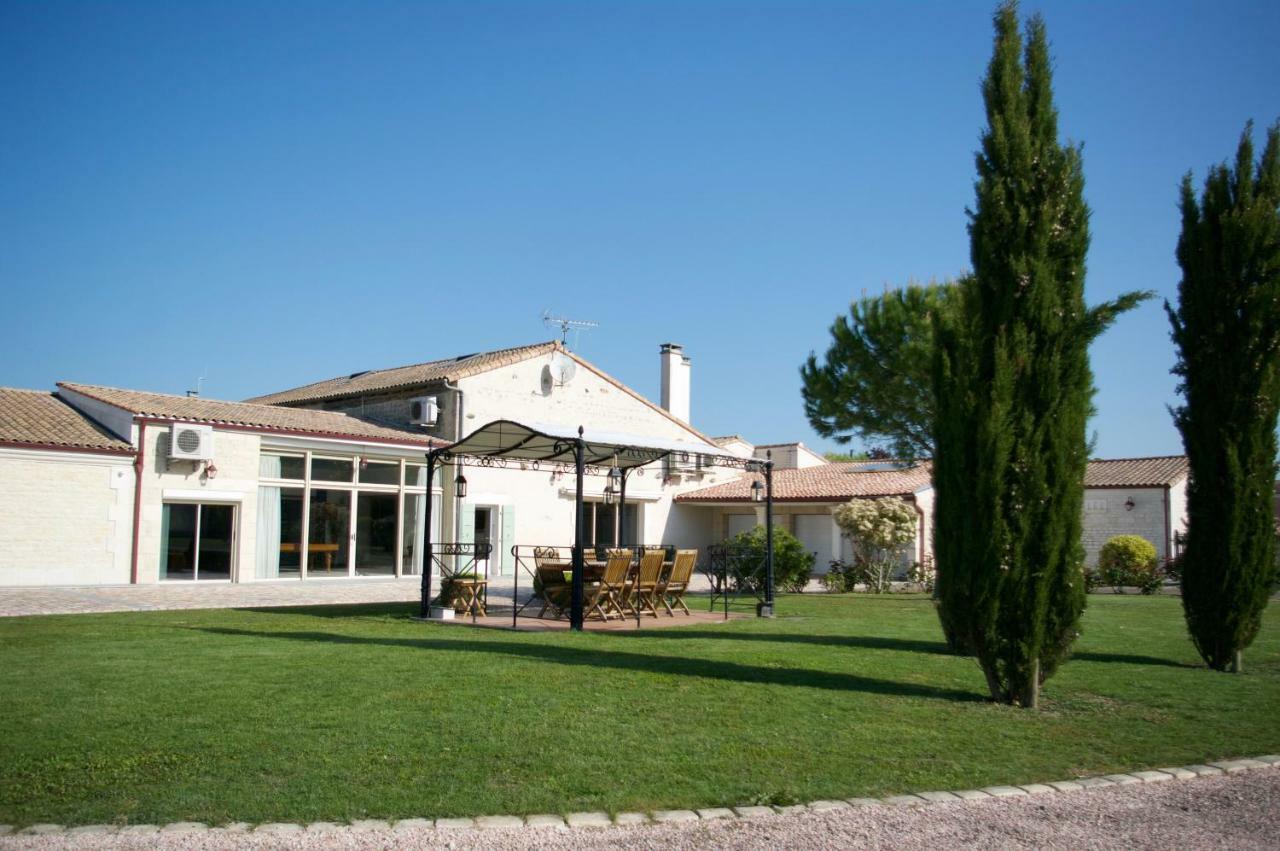 Domaine Du Clos Pallacien Paillé Eksteriør bilde