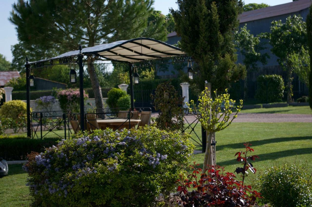 Domaine Du Clos Pallacien Paillé Eksteriør bilde
